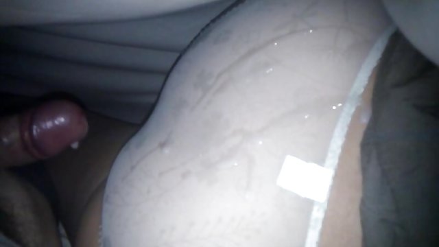 لاتینا با گربه مودار و دوستش عکس کیرلای کس با دوربین