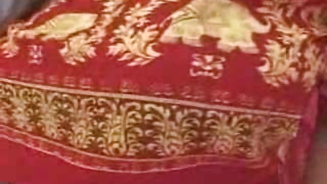نقش مادر فیلم سکس زنان بزرگ را با پسرش بازی می کند